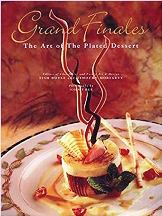 Item #9780442022877-1 Grand Finales: the art of the plated. Tish Boyle, Timothy Moriaty.