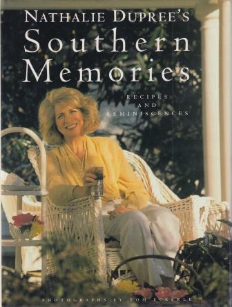 Item #9780517590621-1 Southern Memories. Nathalie Dupree.