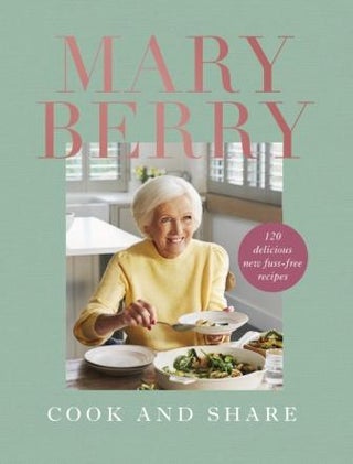 Item #9781785947902 Cook & Share. Mary Berry