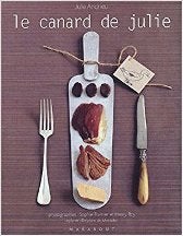 Item #9782501040174-1 Le Canard de Julie. Julie Andrieu
