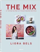 Item #9783832733810 The Mix: a loving blend. Liora Bels.